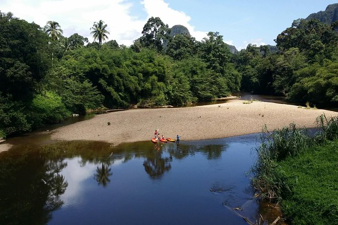 3-in-1 Ultimate Borneo Expedition Adventure - Kayaking the Sarawak River to cool mountain water