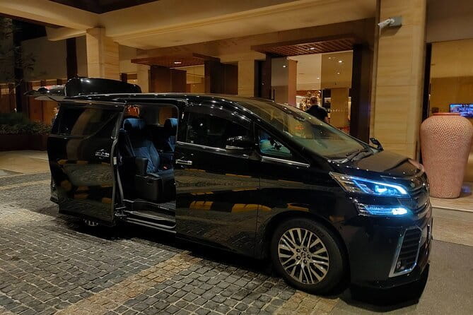 AVANI Sepang Goldcoast Resort Hotel TO Kuala Lumpur Hotel Door to Door Transfer - Arriving at a Kuala Lumpur hotel