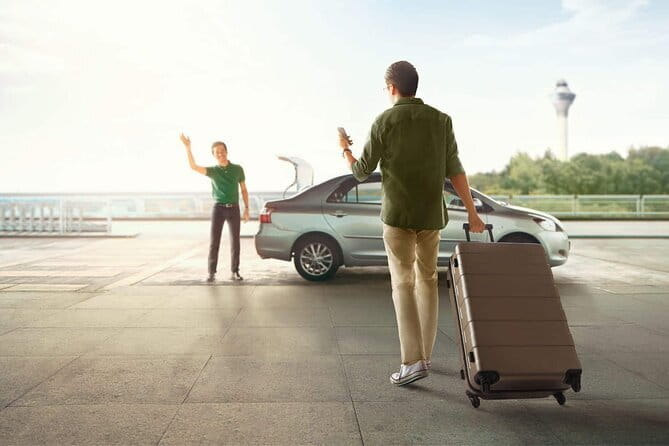 AVANI Sepang Goldcoast Resort Hotel To Kuala Lumpur International Airport KLIA KLIA2 Transfer - Timing your pickup for a real flight