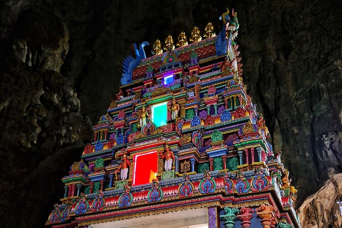 Batu Caves and Sari Experience with Batik Workshop - Key points at a glance