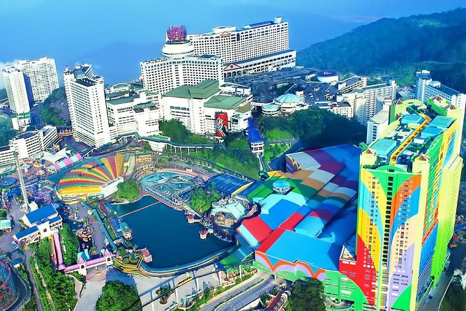 Batu Caves & Genting Highland Day Tour Include 2-Way Cable Car Ride - Strawberry Leisure Farm is a short, optional-feeling stop