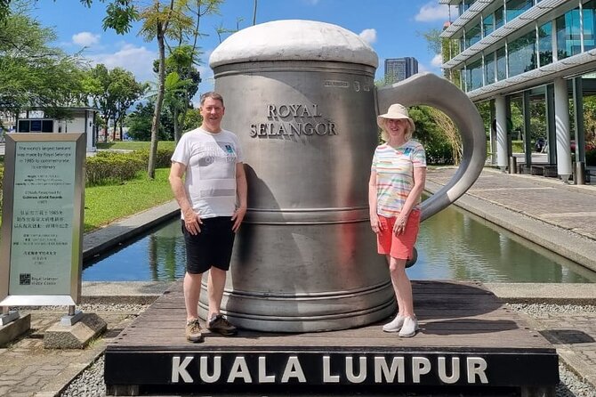 Batu Caves & Malaysian Handicraft Tour: Pewter & Batik Experience - The order of stops can affect your day