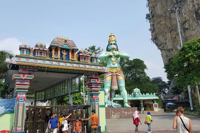 Batu Caves Temple Tour - Monkeys, clothing, and respectful behavior