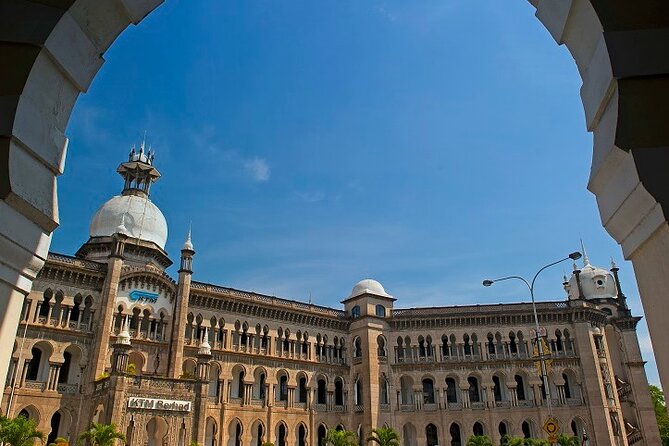 Best of Kuala Lumpur City Tour Including National Museum and National Monument - A glimpse of the King’s Palace, Istana Negara