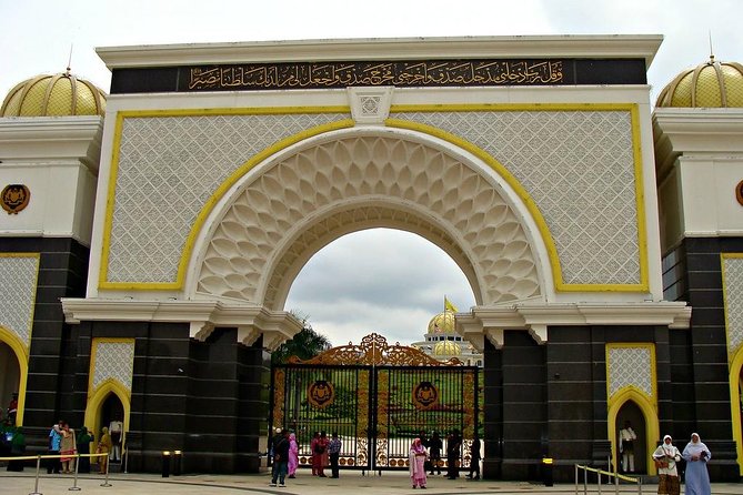 Cruise Shore Excursions: Port Klang - Pace, clothing, and practical comfort