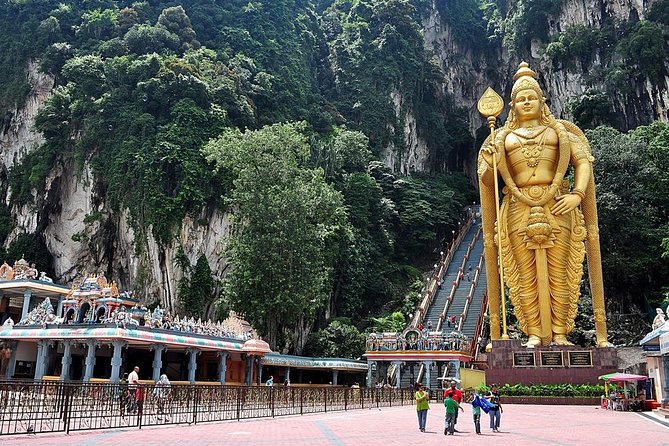 Fireflies Cruise with Batu Cave Visit and Seafood Dinner - Key points to know before you book
