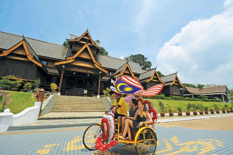 From Kuala Lumpur: Full-Day Historical Tour of Malacca - Cheng Hoon Teng and the Three Doctrinal Systems