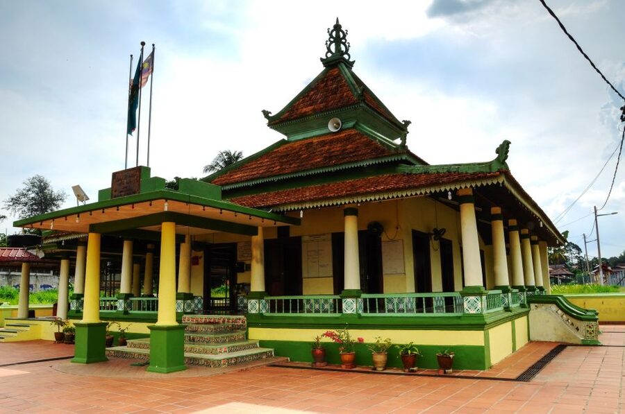 From Kuala Lumpur: Full-Day Historical Tour of Malacca - Lunch and free time in the middle of the day