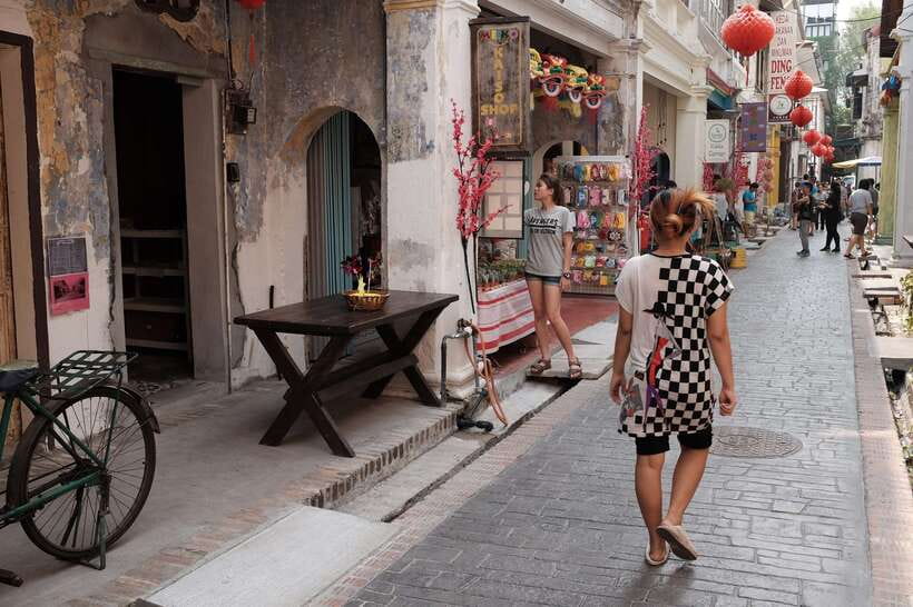 From Kuala Lumpur: Full-Day Tour to Ipoh - Kellie Castle replaces Orang Utan Island
