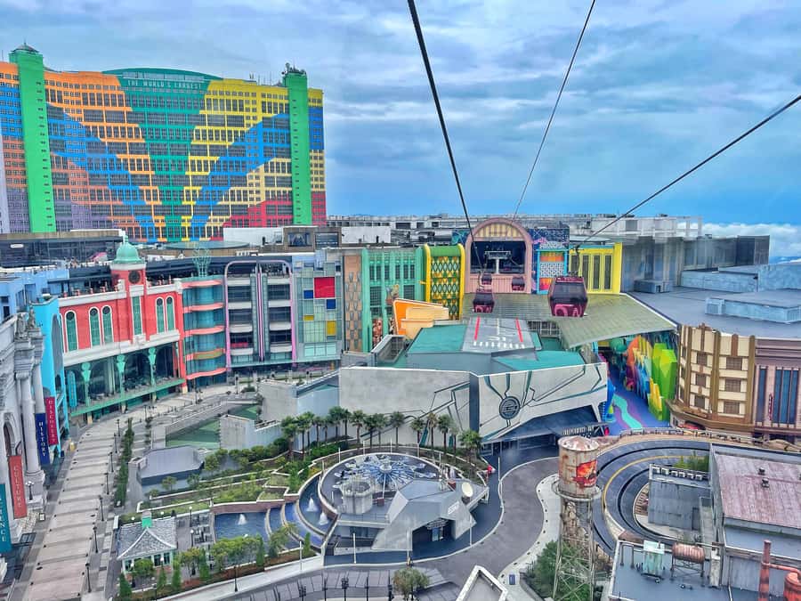From Kuala Lumpur: Genting Highlands Day Trip with Cable Car - The Awana SkyWay ride above the rainforest
