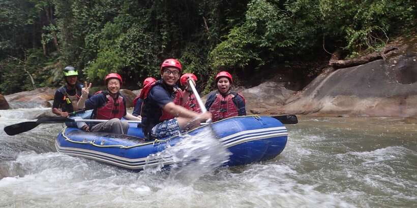 From Kuala Lumpur: Kampar River White Water Rafting - What is included, and what you still need to bring