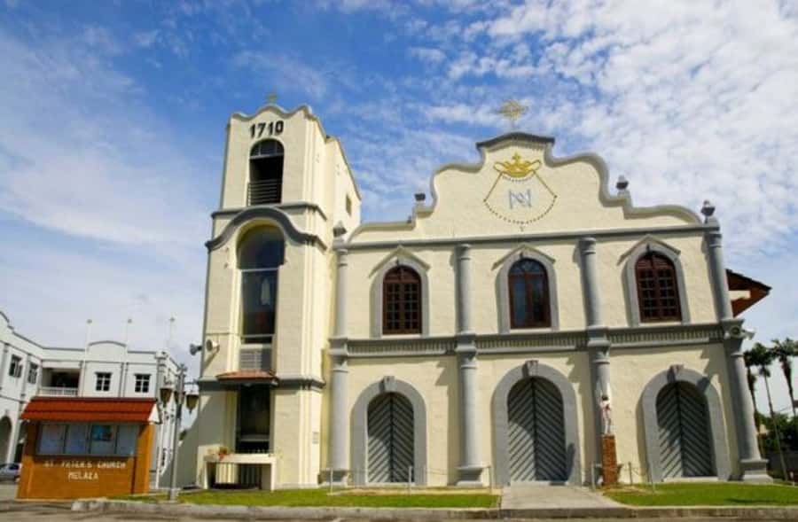 From Kuala Lumpur: Private Full Day Tour to Malacca - Climbing St. Paul’s Hill