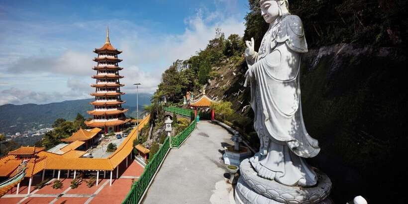 From Kuala Lumpur: Private Genting Highlands Day Trip - Reaching Genting Highlands at 1,830 meters