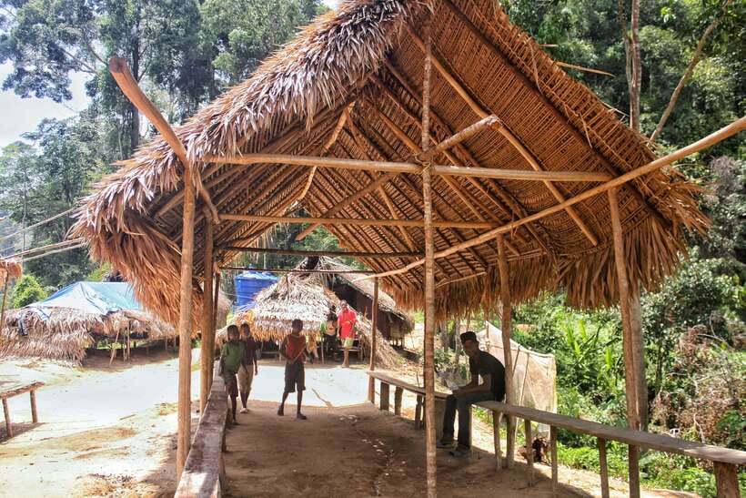 From Kuala Lumpur: Taman Negara National Park Trek Day Tour - Meeting the Bateq Orang Asli community