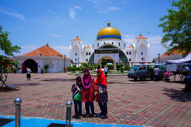 Full day in Malacca Historical Private Tour in Kuala Lumpur - A Famosa Fort and the remains of Portuguese rule
