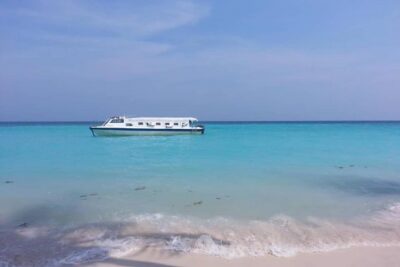 Full Day Tour in Mantanani