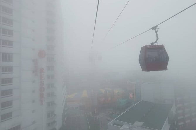 Genting Highlands & Batu Caves Include Cable Car Tickets - Batu Caves and the Lord Murugan shrine
