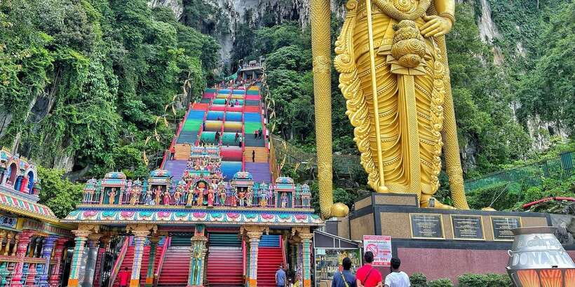 Genting Highlands Tour with Cable Car - Riding the Genting Skyway above the rainforest