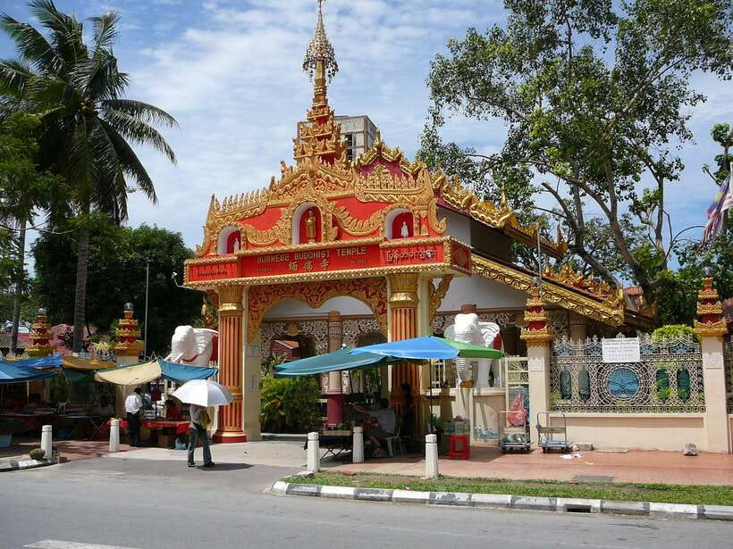 George Town: Private Half-Day Historical City Tour - What Your Guide Adds