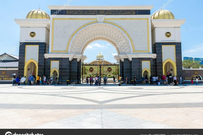 Half Day City Tour ( 4 hours ) - How much value do you get for $25.65?