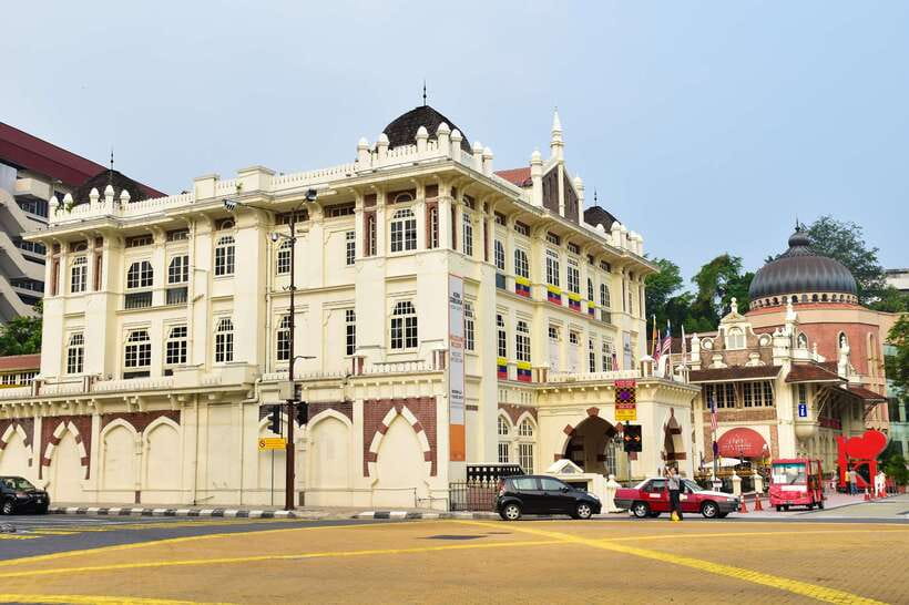 Half-Day Kuala Lumpur Exploration Tour - Why the private driver-guide format works