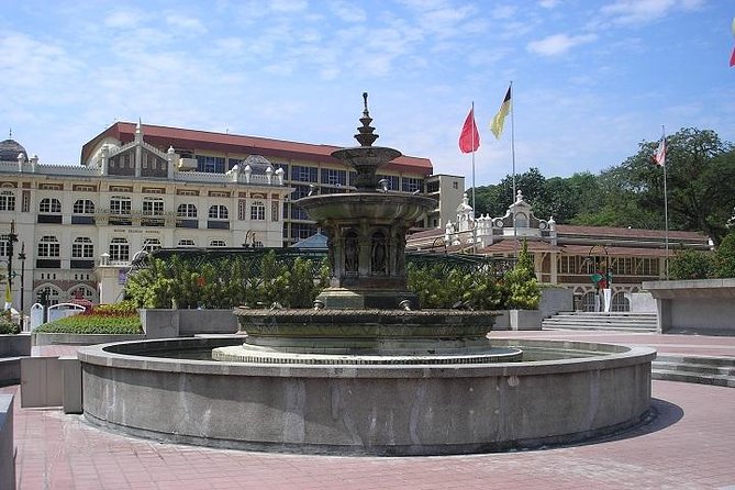 Half-Day Private Kuala Lumpur City Tour - Chinatown and Brickfields: two strong opening districts