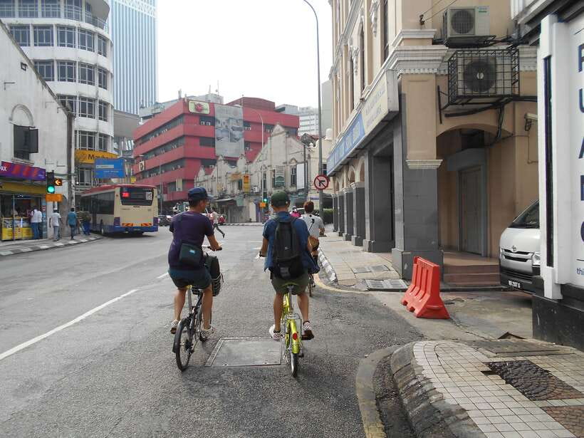 Hidden Kuala Lumpur: 4-Hour Bike Tour - From Kuala Lumpur City Gallery to the old city core
