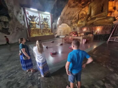 Ipoh Cave Temples Tours