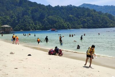 Island Hopping ( Manukan & Sapi Island ) From Kota Kinabalu