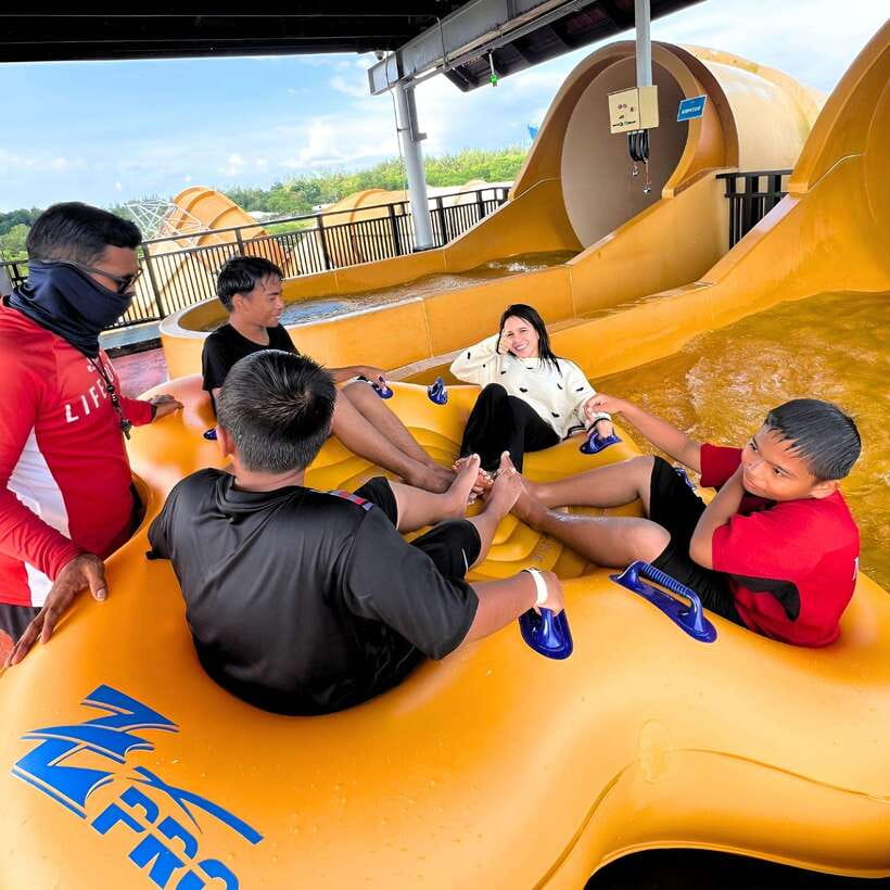 Johor: Adventure Waterpark Desaru Coast Entry Ticket - Kraken’s Revenge for the biggest rush