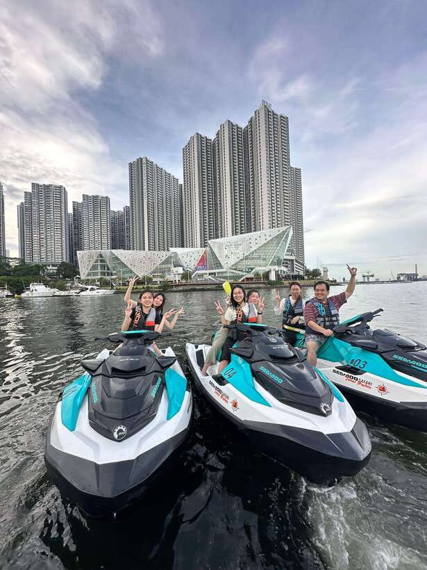 Johor Bahru : Seadoo JetSki 30mins Self Ride Tour (Double) - Passing Singapore Sembawang Park and TheZon Ferry Terminal