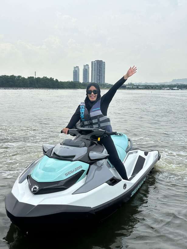 Johor Bahru : Seadoo JetSki 30mins Self Ride Tour(Single) - Riding the Johor Straits from Senibong Cove