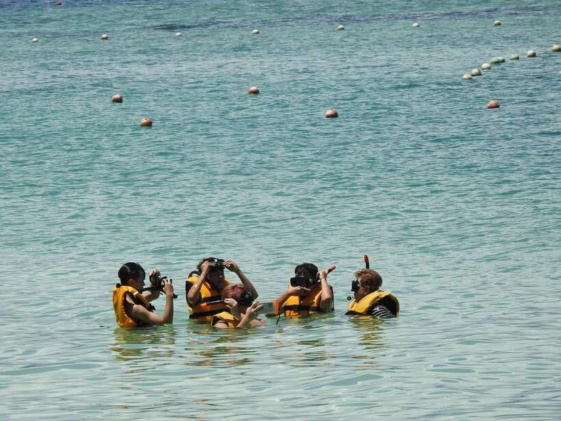 Kota Kinabalu: Island Hopping with Snorkeling & Meal - Manukan and Sapi in one long day