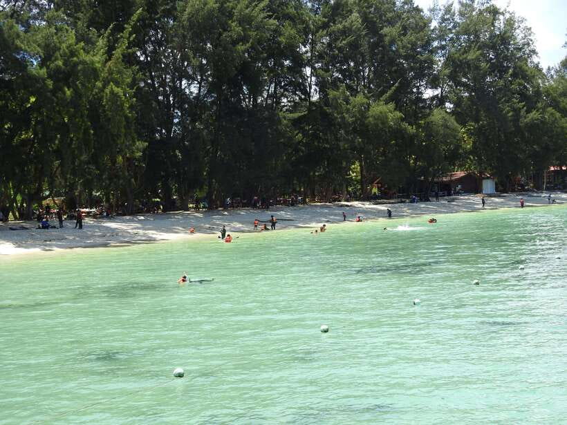 Kota Kinabalu: Island Hopping with Snorkeling & Meal - Small choices that improve the day