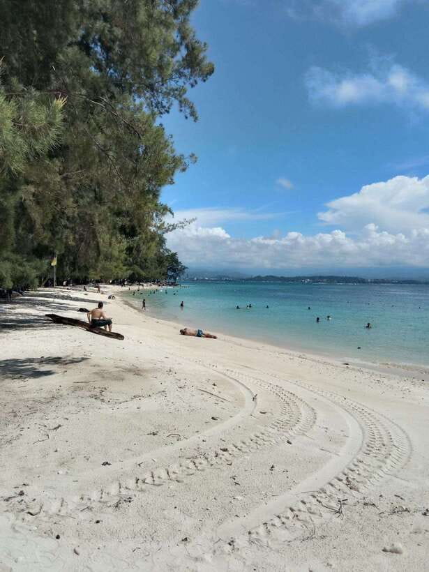 Kota Kinabalu: Manukan & Sapi Islands Snorkeling with Lunch - Three useful hours on Manukan Island