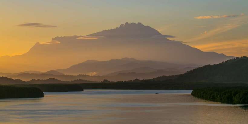 Kota Kinabalu: Private Kundasang and Poring Hot Spring Tour - Walking the Silau-Silau trails