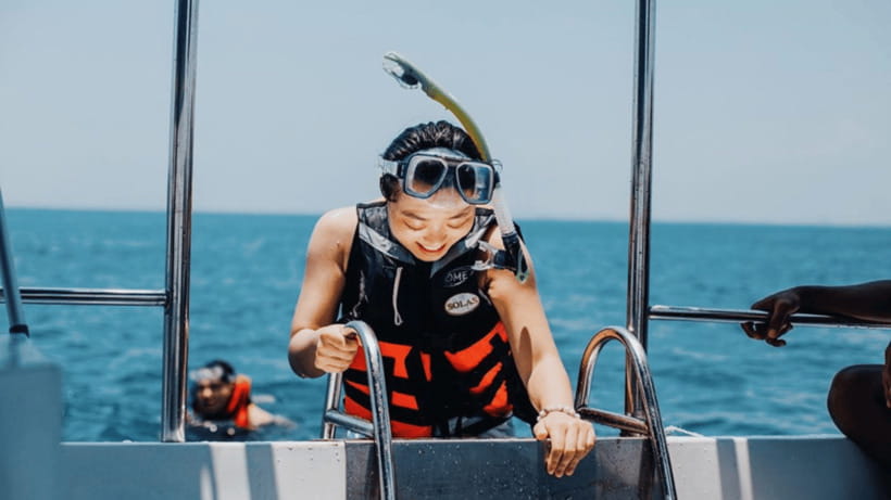 Kota Kinabalu : Snorkeling at Ara Dinawan Private Island - Lunch, high tea, and an easy island afternoon