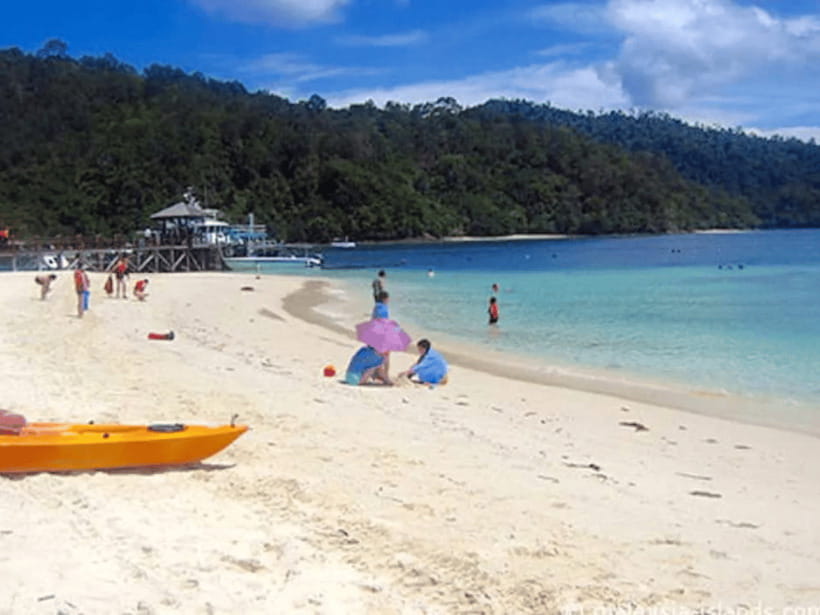Kota Kinabalu | Snorkeling Sapi Island/Manukan Island - Lunch, shade, and the slower side of the day