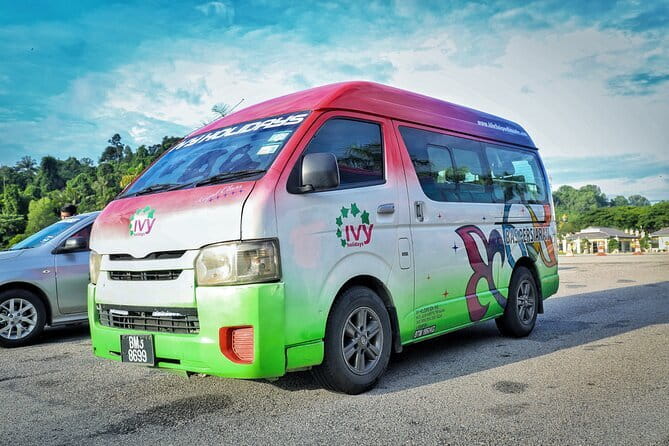 Kuala Lumpur Airport Departure Transfer from KL City - What the 90-minute airport ride is like