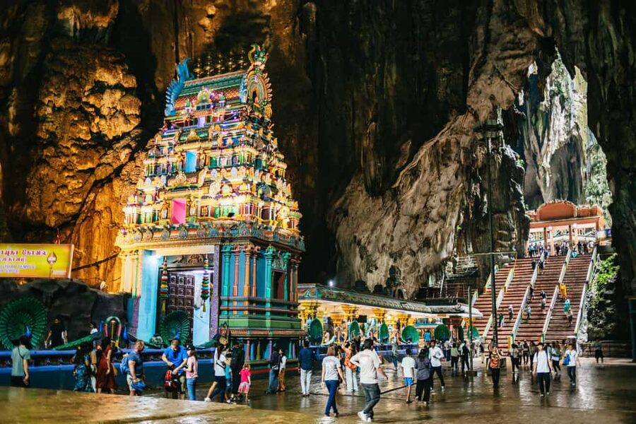 Kuala Lumpur: Batu Caves Half-Day Tour with Pick-Up Option - Guides can shape the whole experience