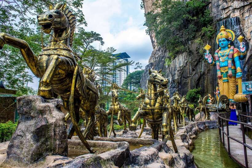 Kuala Lumpur : Batu Caves Private Tour - What the $34 price includes