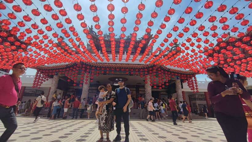 Kuala Lumpur: Batu Caves, Thean Hou Temple & National Mosque - Three faiths, one compact Kuala Lumpur outing