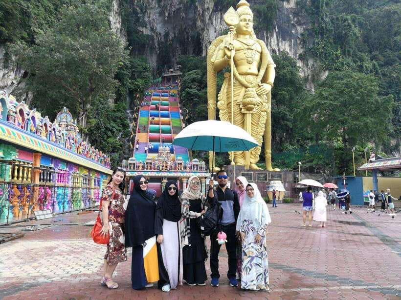 Kuala Lumpur: Batu Caves, Thean Hou Temple & National Mosque - Who should book this cultural tour?