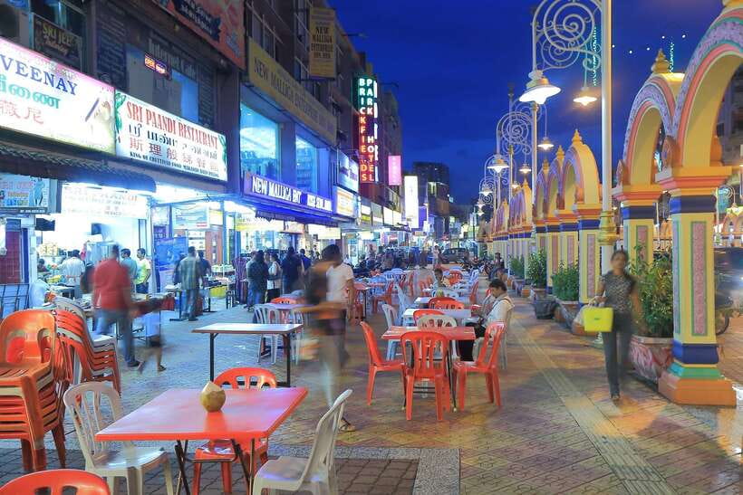 Kuala Lumpur by Night and Malaysian Food Tour - Petaling Street and Chinatown on Your Own