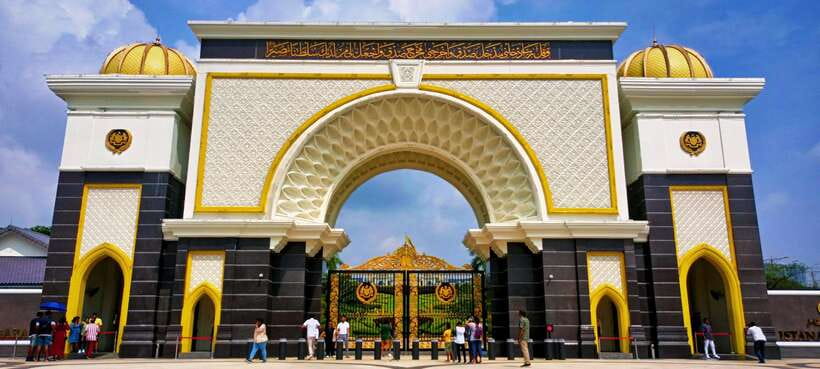 Kuala Lumpur: City Tour & Batu Caves Combo - What the guiding and transport are really like