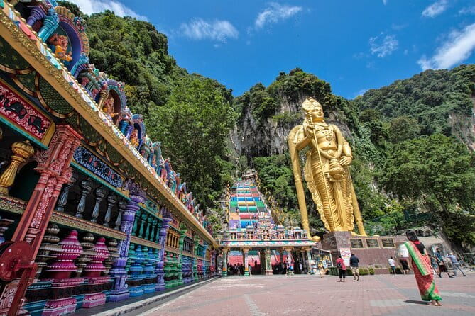 Kuala Lumpur City Tour with 21 Attraction (Private) - The royal palace and Batu Caves
