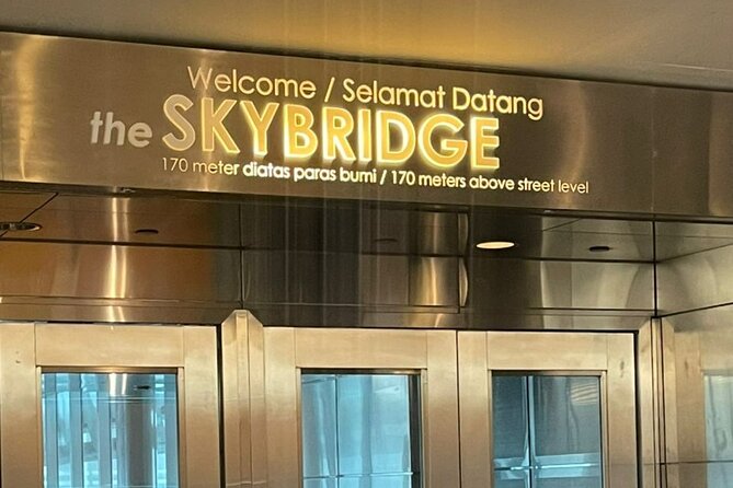 Kuala Lumpur City Tour with Petronas Twin Tower Admission Ticket - Beryl’s Chocolate Kingdom and the shopping stops
