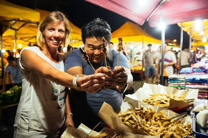 Kuala Lumpur Food Tour with 12+ Authentic Dishes & Local Secrets - Two Temples and a Taste of Indian and Malay Cooking