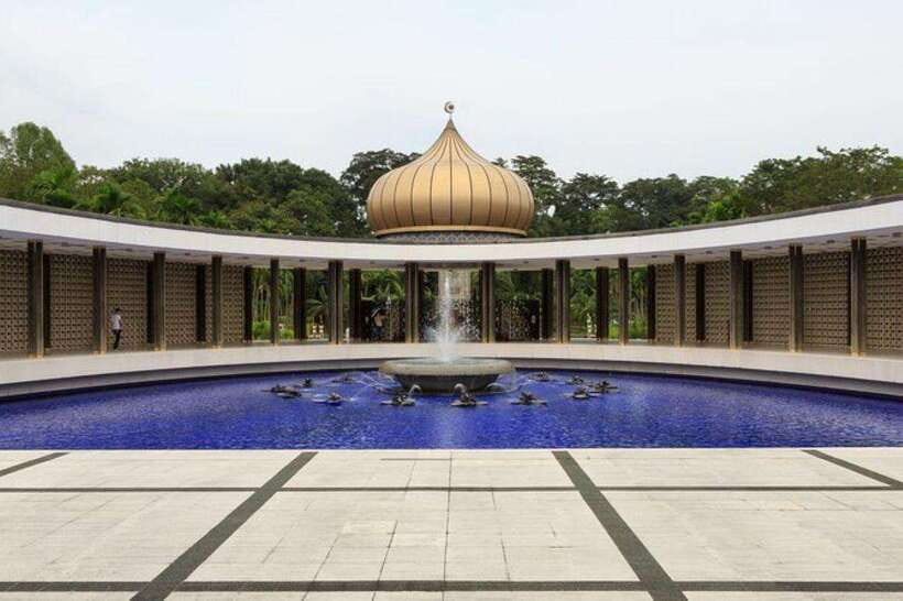 Kuala Lumpur: Full-Day Private City Highlights Tour - Why this private Kuala Lumpur tour works in one day
