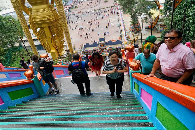 Kuala Lumpur Half Day Batu Caves And Cultural Group Tour - Petaling Street and the city’s food culture
